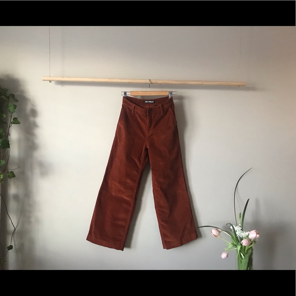 Corduroy High Rise Cropped Pants - Picture 3 of 7